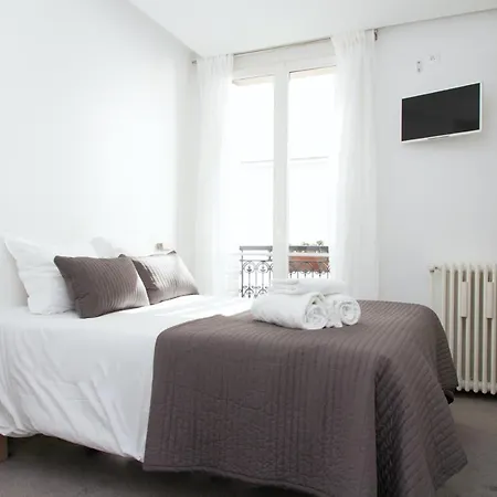 Saint Honore - Louvre Private Appartement Parijs