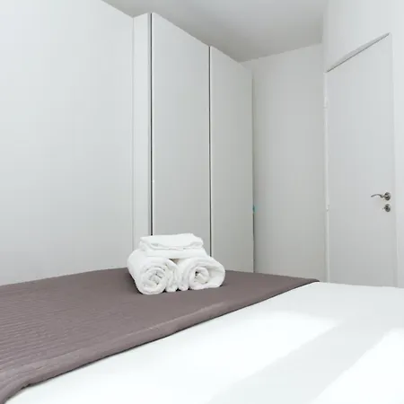 Saint Honore - Louvre Private Appartement